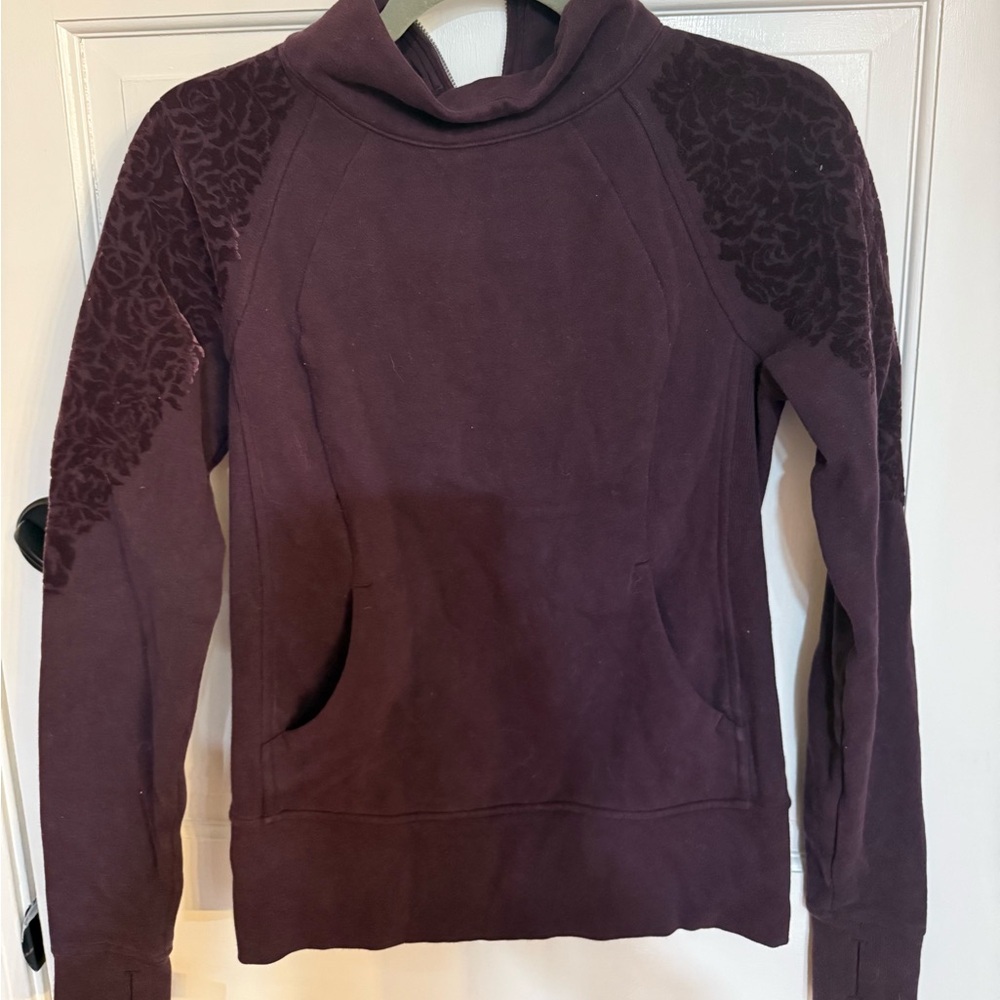 Lululemon maroon sweatshirt - size 4